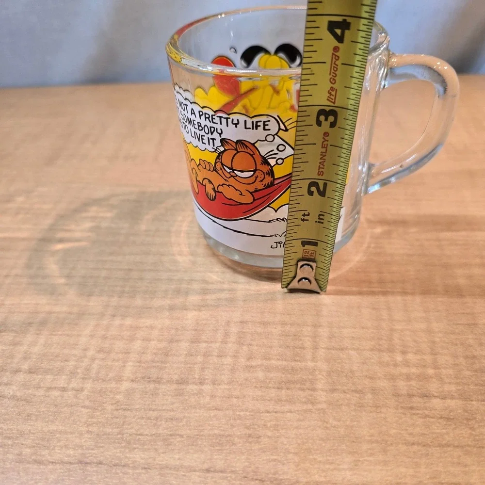 Garfield and Odie Cartoon Vintage‎ 1970s MCM McDonald's Glass Mug Cup Jim Davis